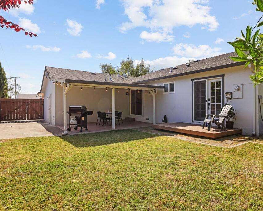 Trinity Escape Entire Home Near Lodi Lake Exterior photo